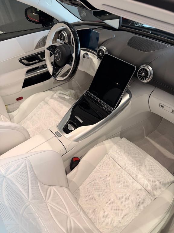 Mercedes-Benz SLR 2025