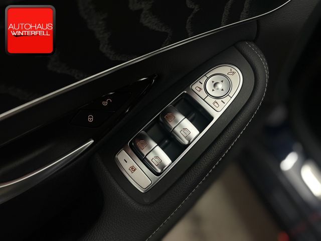 Mercedes-Benz C 300 2021