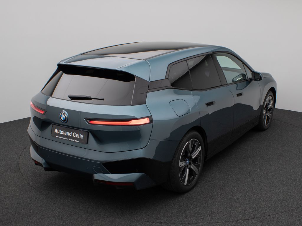 BMW iX 2023