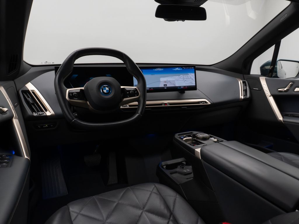 BMW iX 2023
