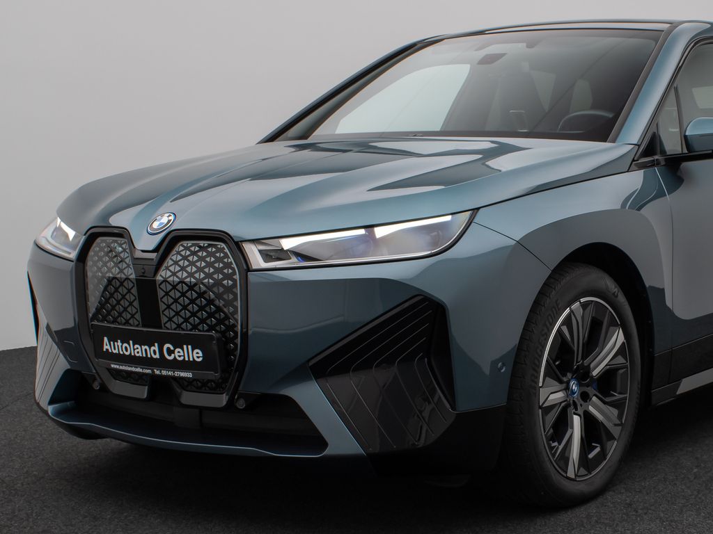 BMW iX 2023