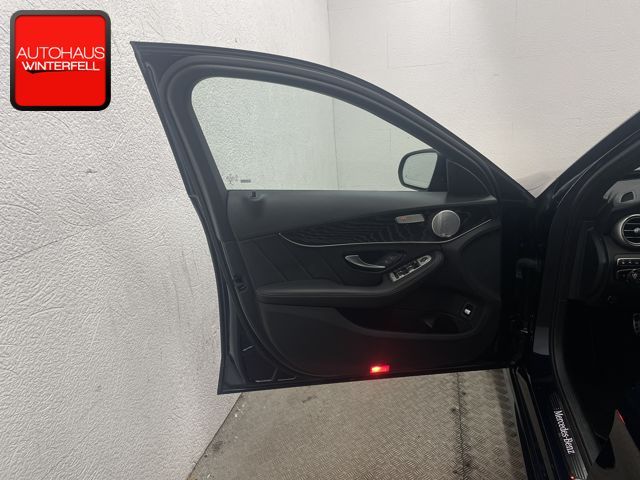 Mercedes-Benz C 300 2021