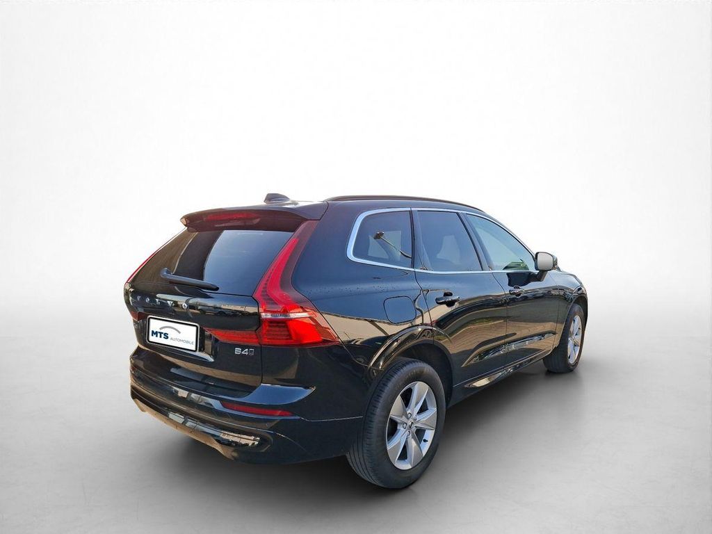 Volvo XC60 2022