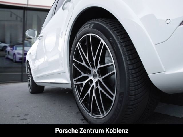 Porsche Cayenne 2025