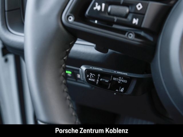 Porsche Cayenne 2025