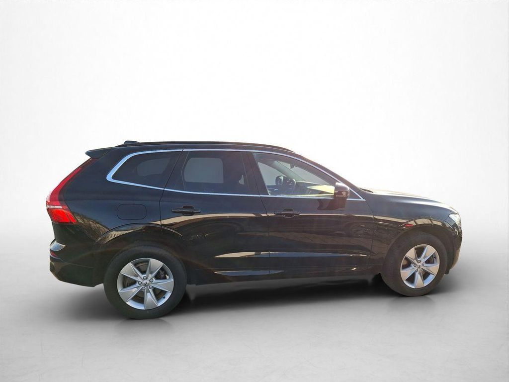 Volvo XC60 2022