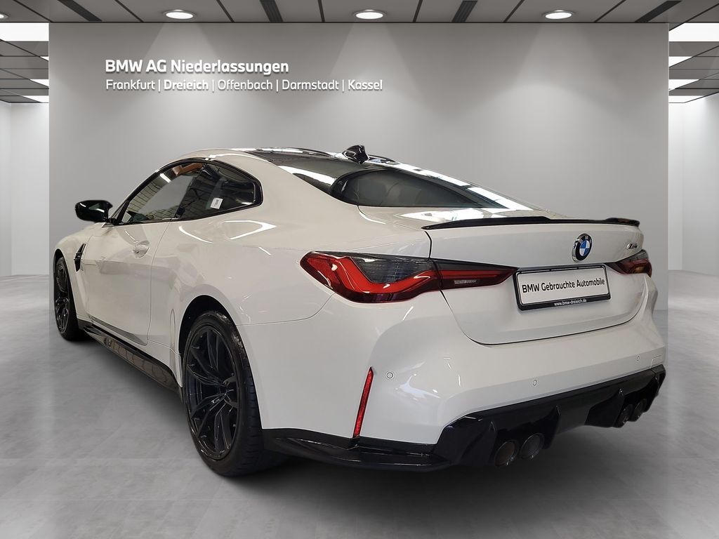 BMW M4 2022