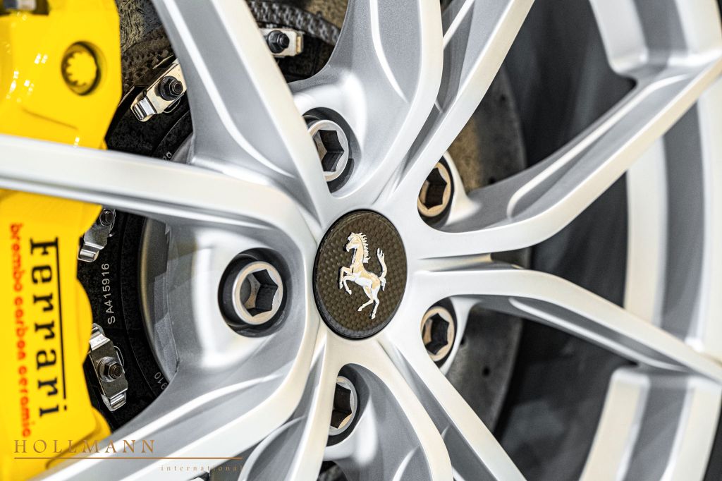 Ferrari 488 Pista 2020