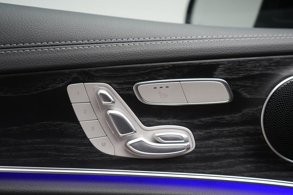 Mercedes-Benz E 300 2022