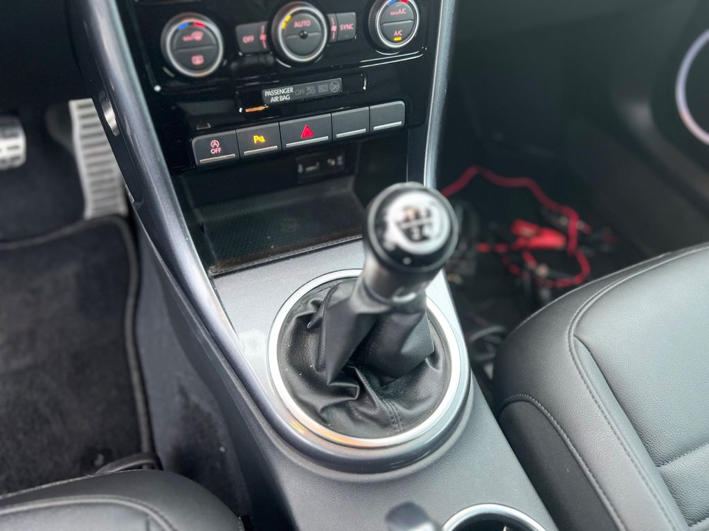 Volkswagen Beetle 2018