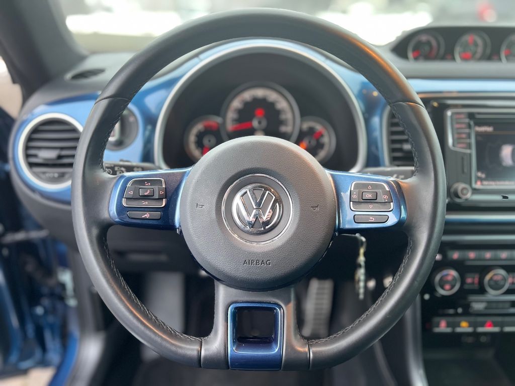 Volkswagen Beetle 2018