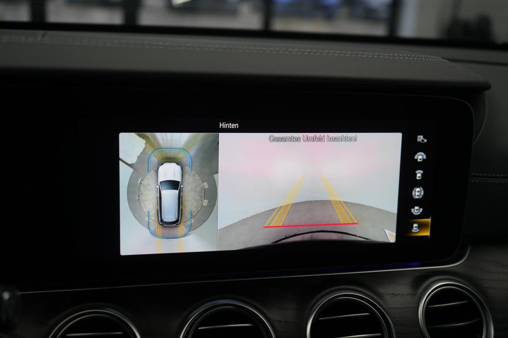 Mercedes-Benz E 300 2022