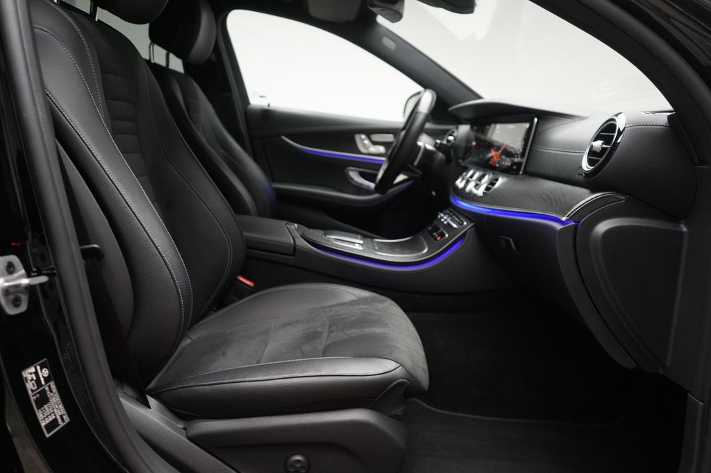 Mercedes-Benz E 300 2022