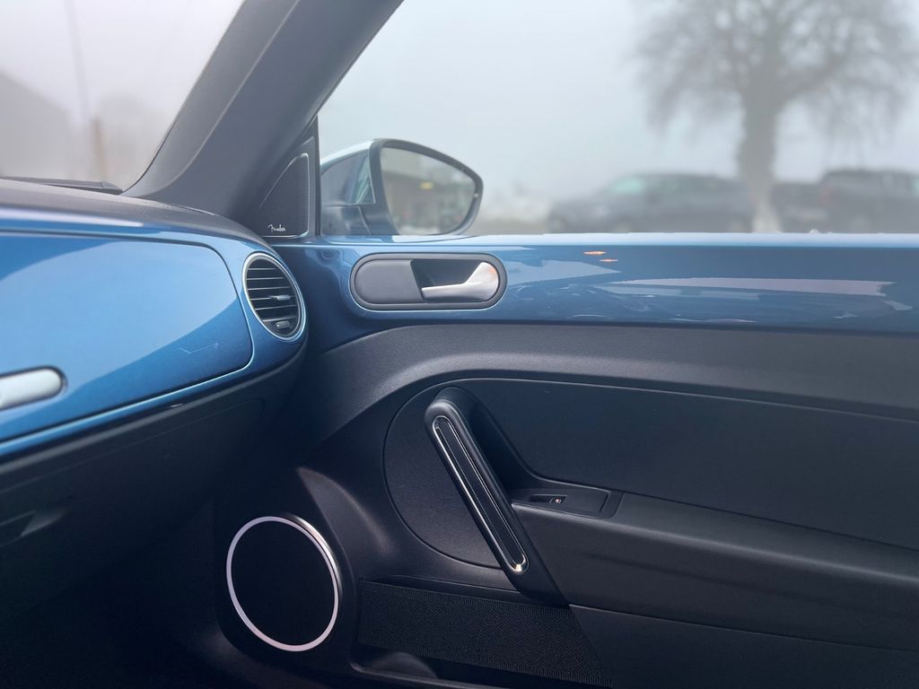 Volkswagen Beetle 2018