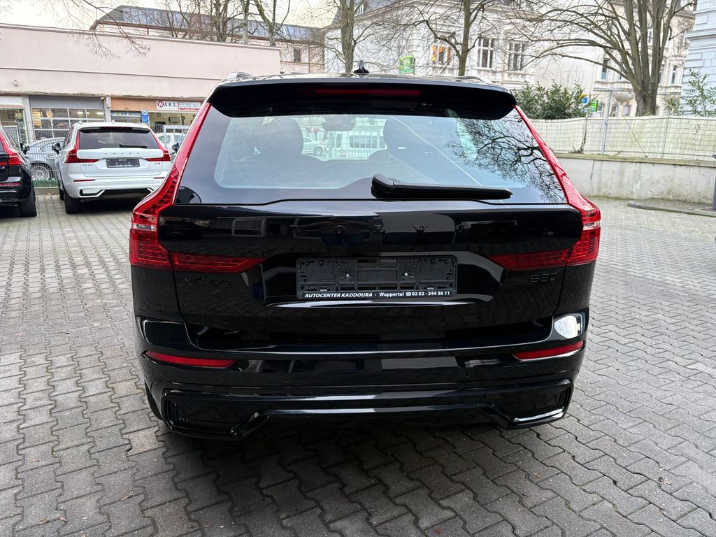 Volvo XC60 2025