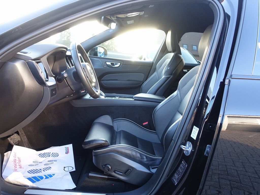 Volvo XC60 2023