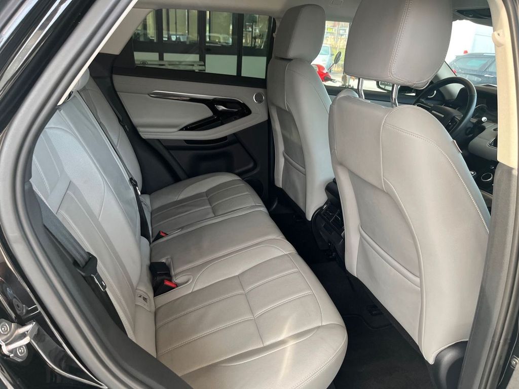 Land Rover Range Rover Evoque 2022