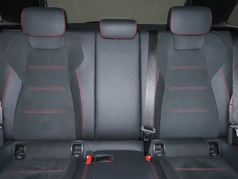 Mercedes-Benz B 250 2025