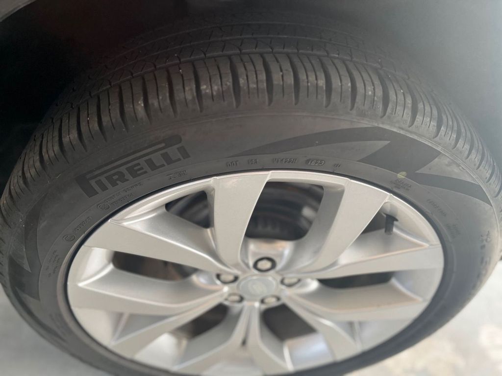 Land Rover Range Rover Evoque 2022