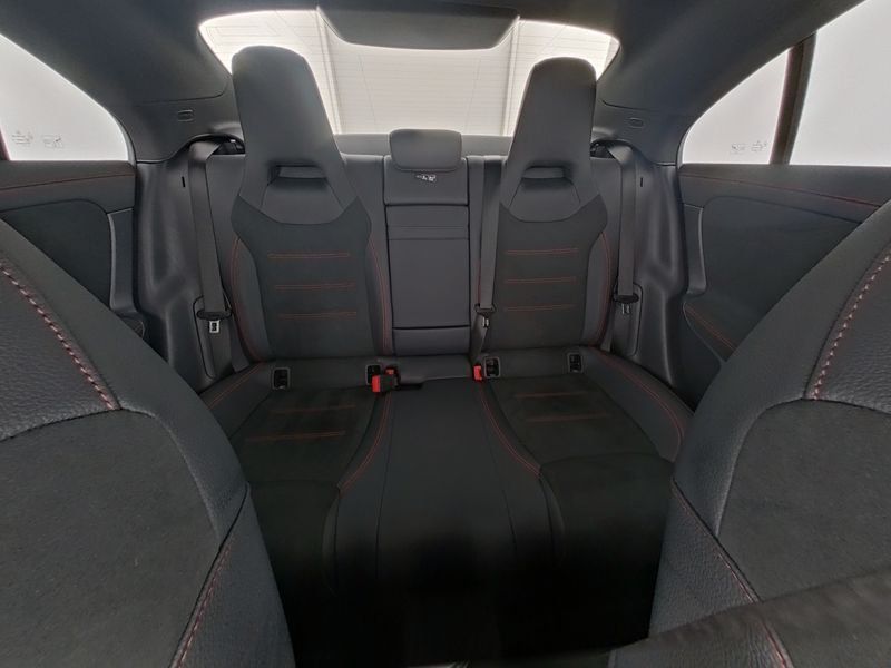 Mercedes-Benz CLA 250 2025