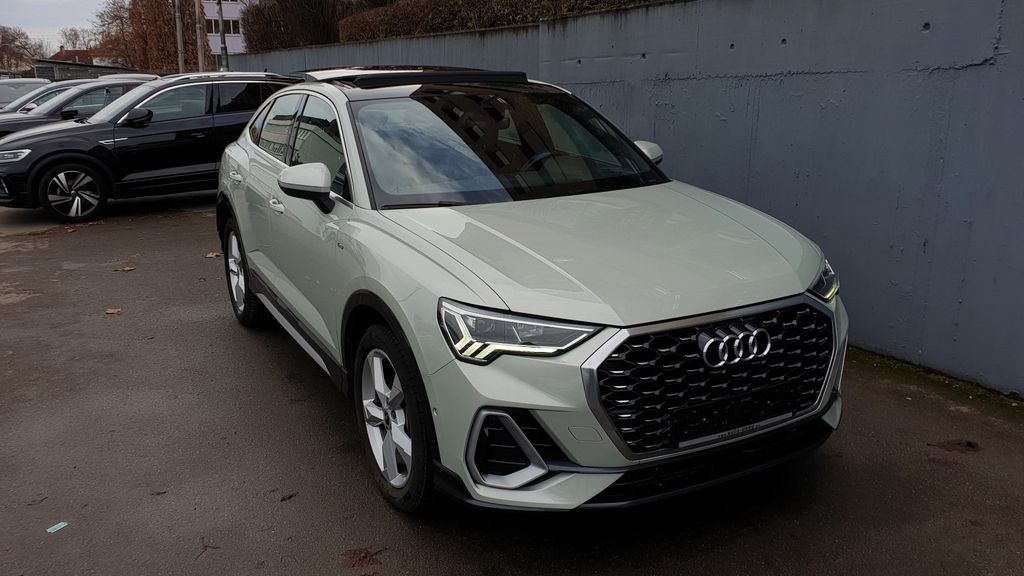 Audi Q3 2021