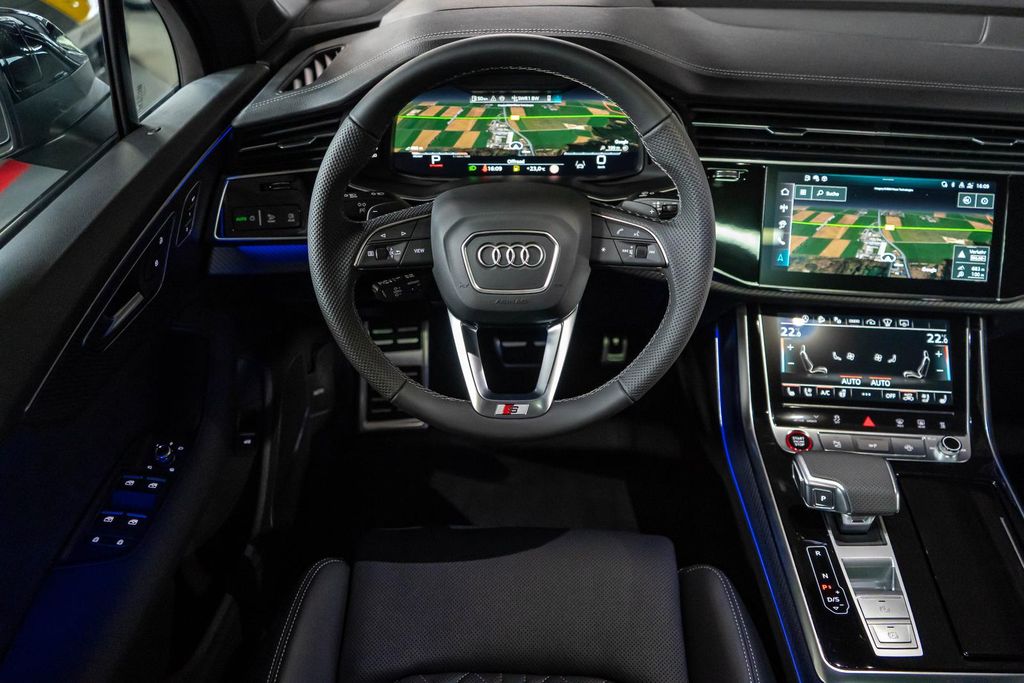 Audi SQ7 2025