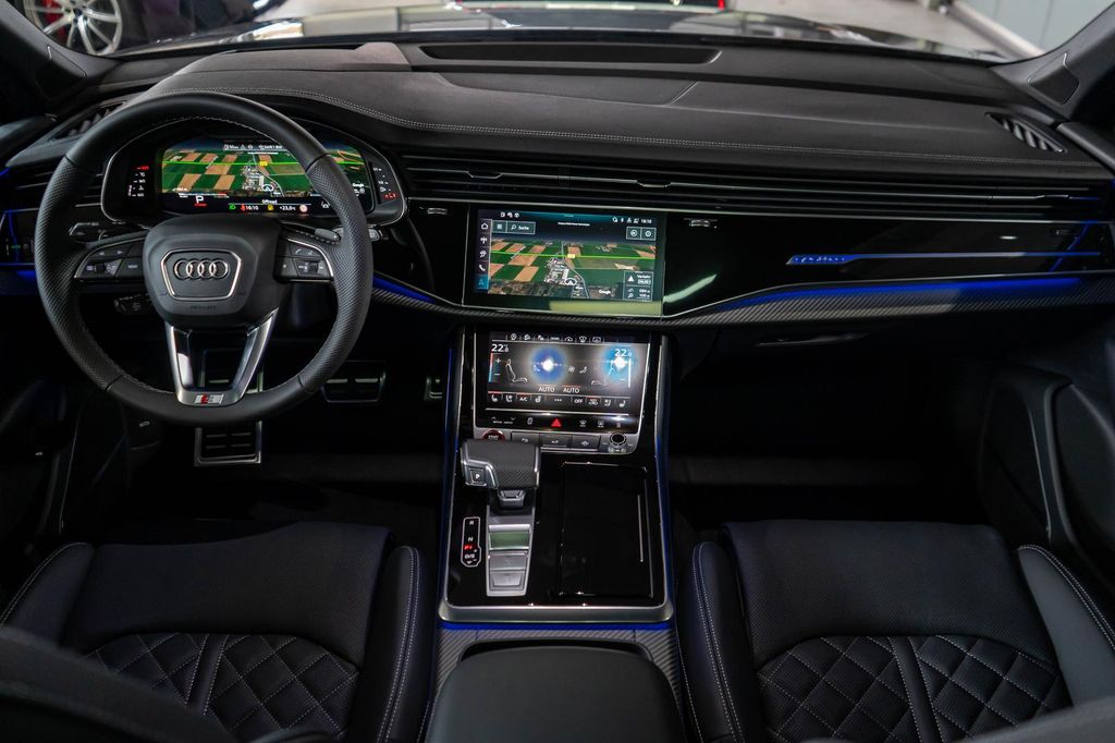 Audi SQ7 2025