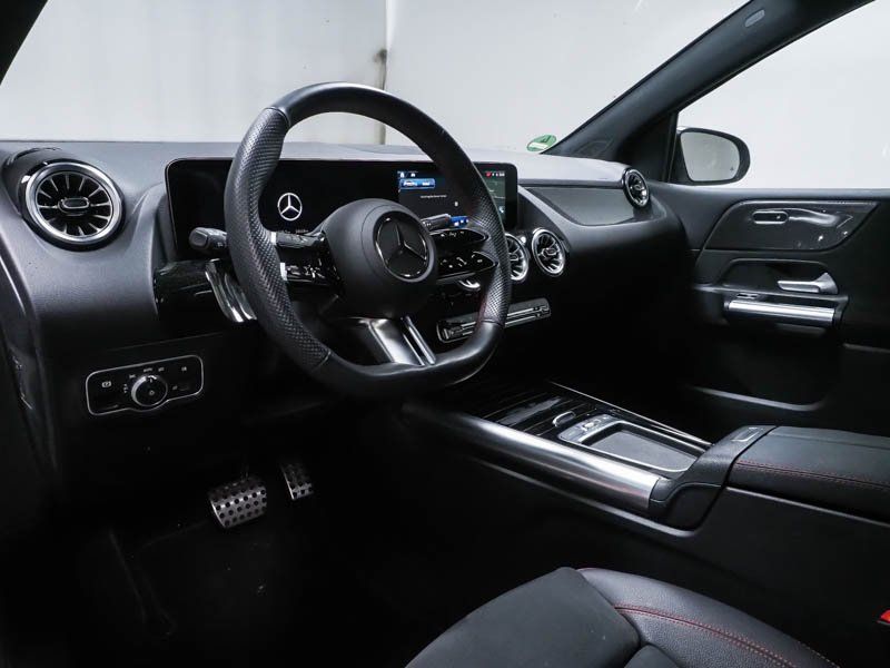Mercedes-Benz B 250 2025
