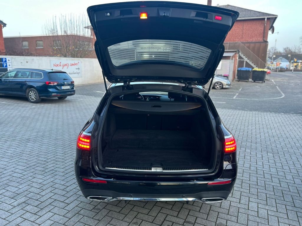 Mercedes-Benz E 300 2022