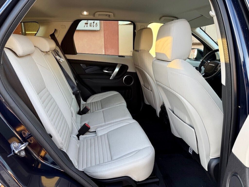 Land Rover Discovery Sport 2019