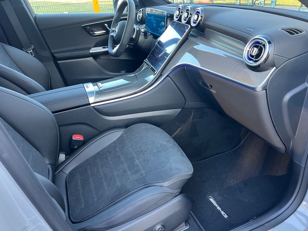 Mercedes-Benz GLC 300 2026