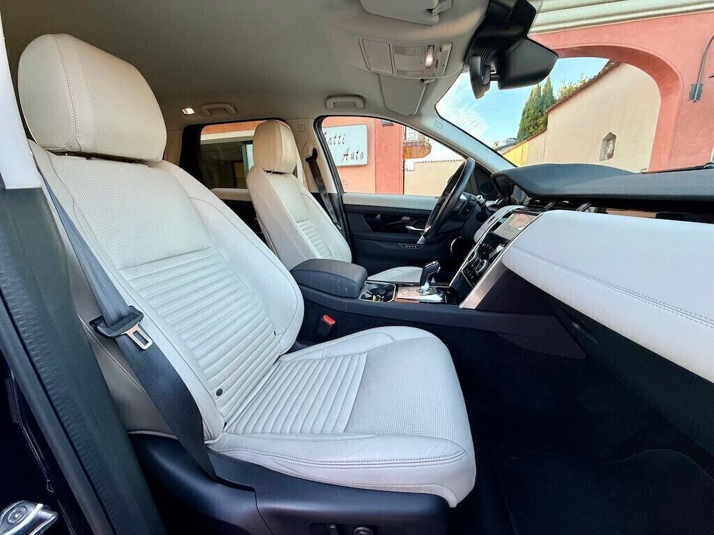 Land Rover Discovery Sport 2019