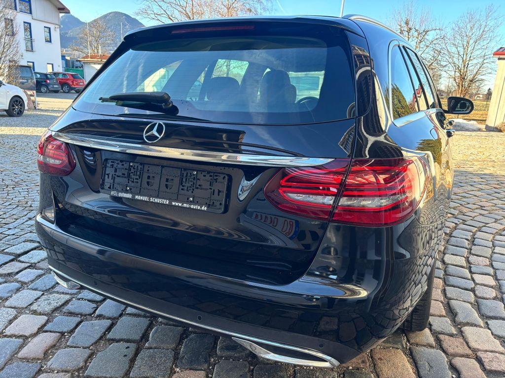 Mercedes-Benz 220 2019