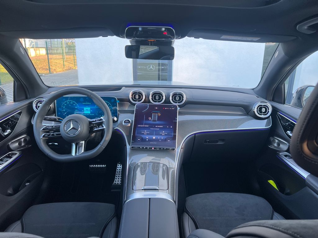 Mercedes-Benz GLC 300 2026