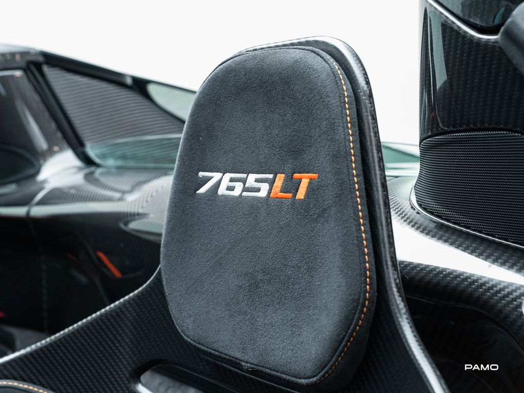 McLaren 765LT 2022