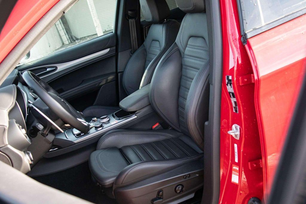 Alfa Romeo Stelvio 2024