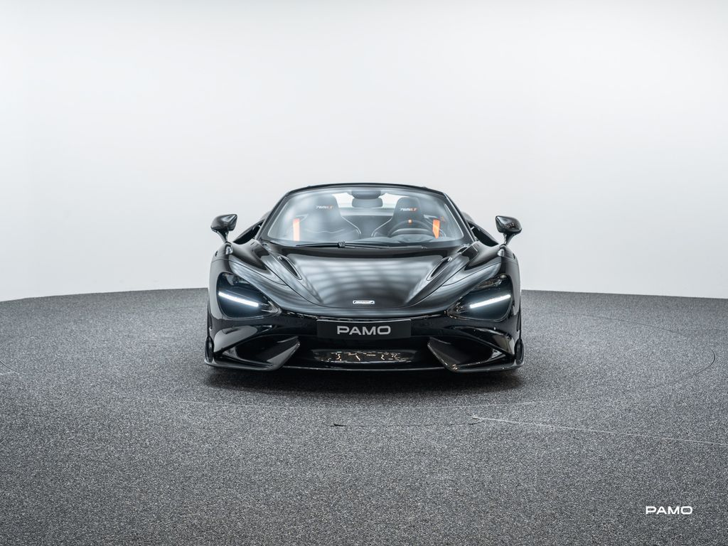 McLaren 765LT 2022