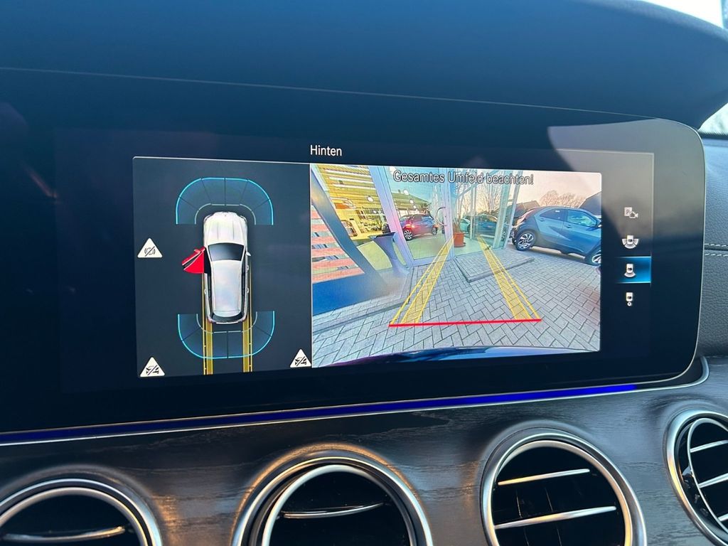 Mercedes-Benz E 300 2022