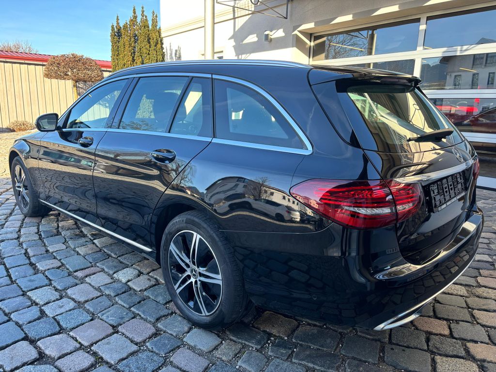 Mercedes-Benz 220 2019