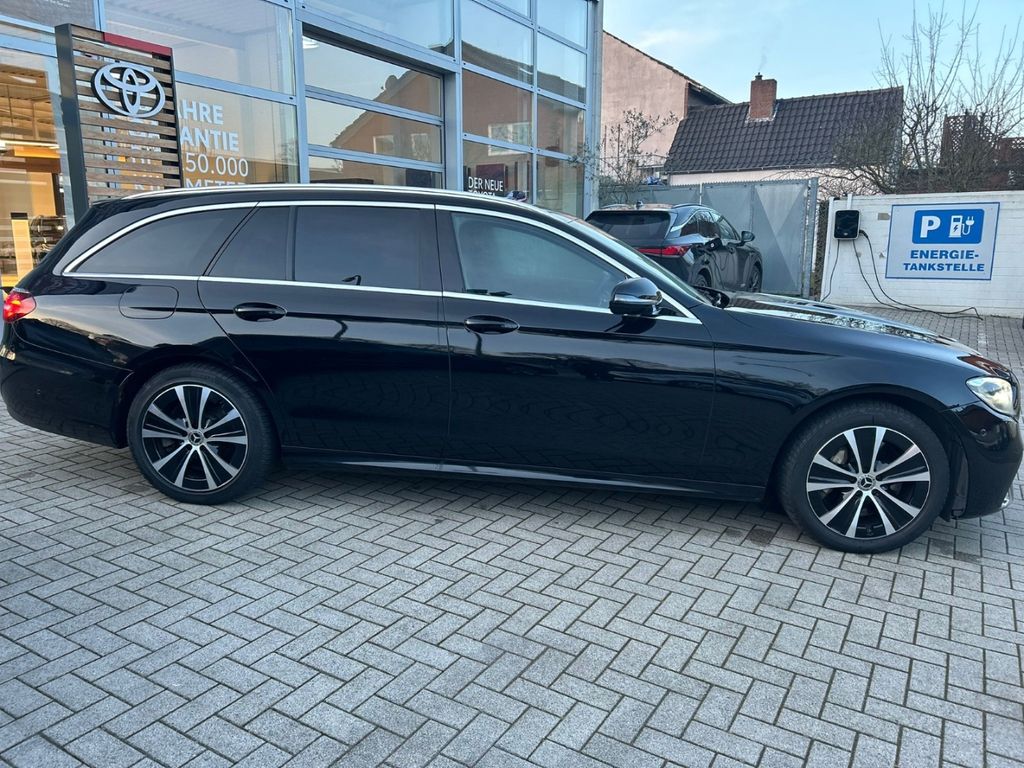 Mercedes-Benz E 300 2022