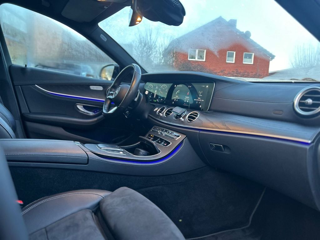 Mercedes-Benz E 300 2022