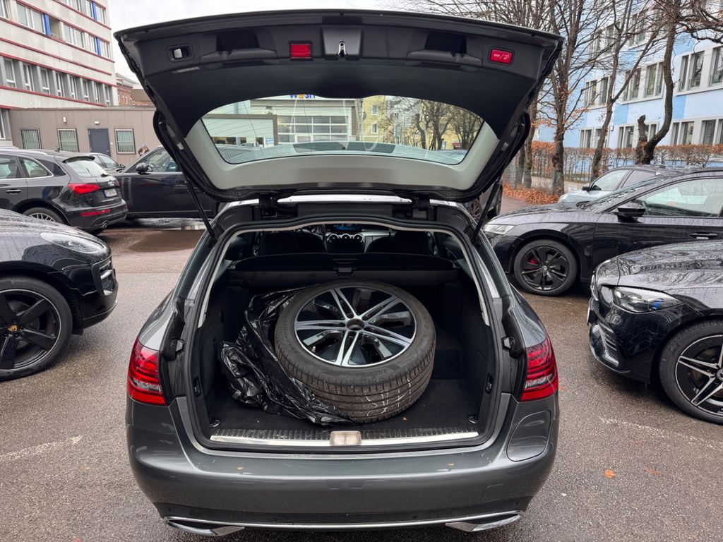 Mercedes-Benz C 300 2020