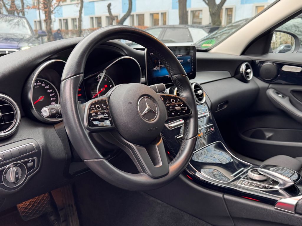 Mercedes-Benz C 300 2020