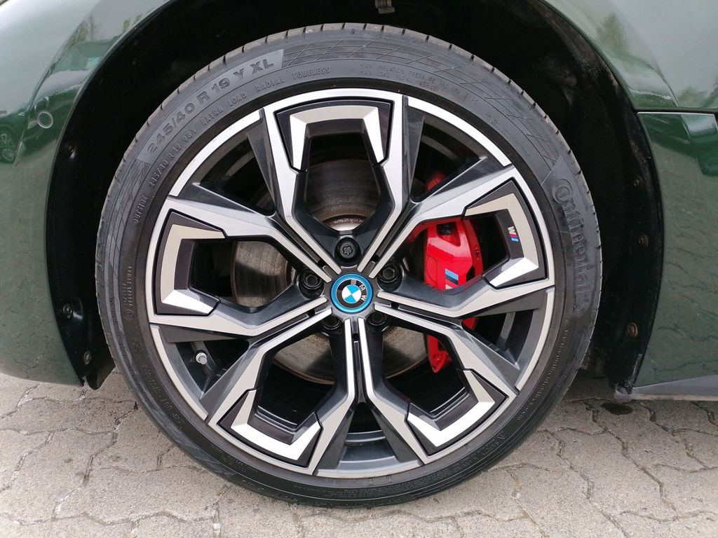 BMW i4 2023