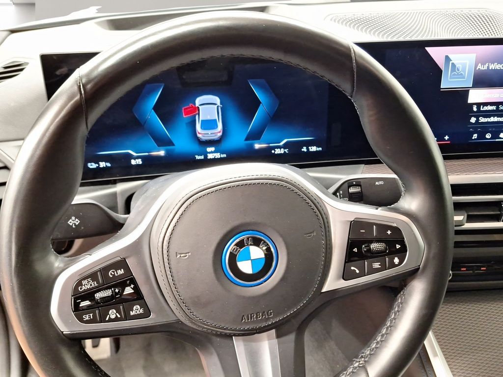 BMW i4 2023