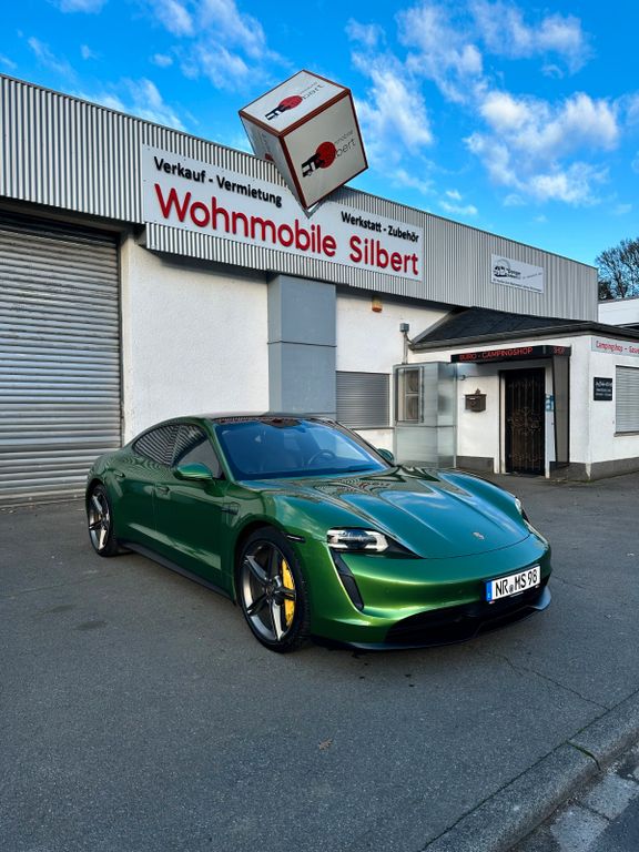Porsche Taycan 2020