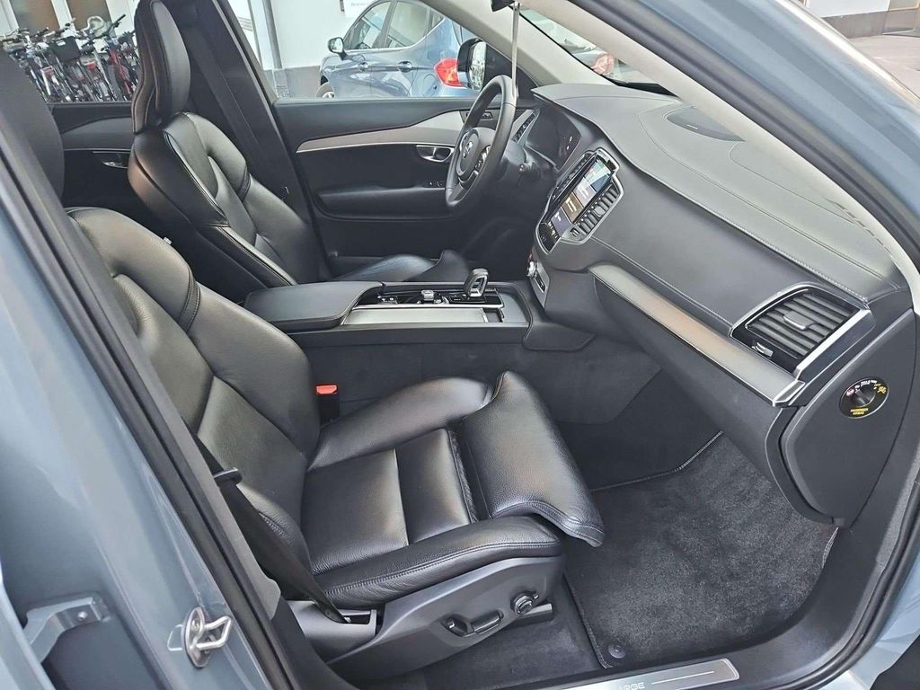 Volvo XC90 2022