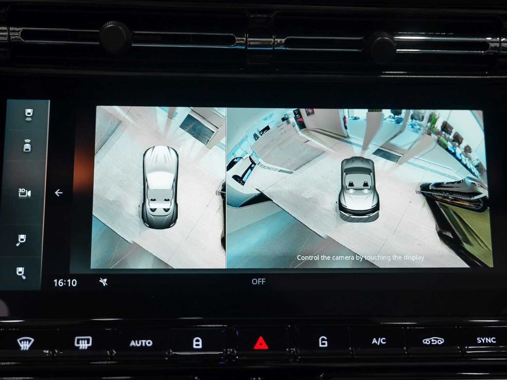 Aston Martin DB12 2026