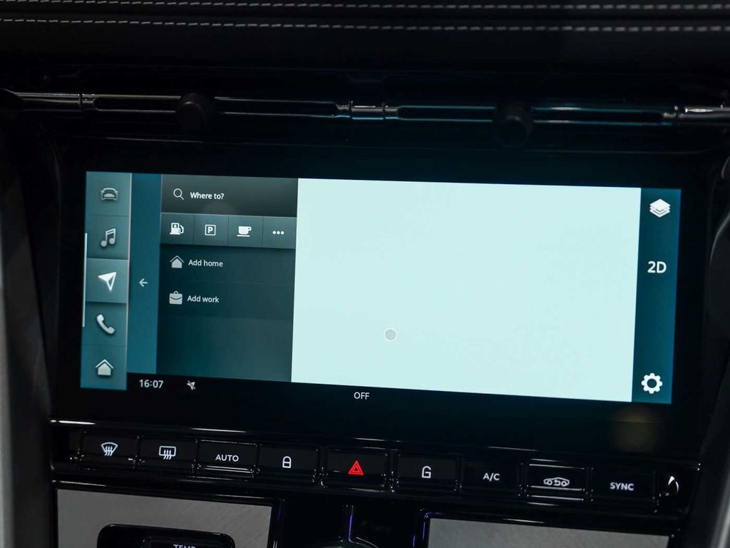 Aston Martin DB12 2026