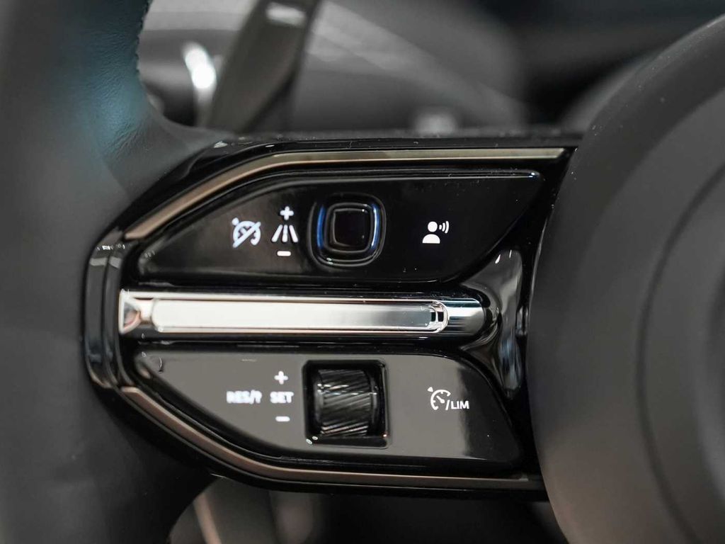 Aston Martin DB12 2026